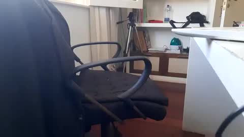 Snapshot of domruanjf chatting on 10/01/25, 05:52 Dom Ruan CF online show from 10/01/25, 05:52