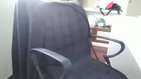 Snapshot of domruanjf chatting on 10/07/25, 07:11 Dom Ruan CF online show from 10/07/25, 07:11