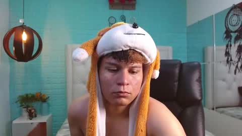 dondanys online show from 10/15/25, 07:58