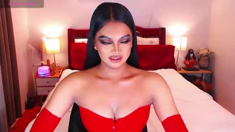 donia_maria online show from 12/12/24, 08:14
