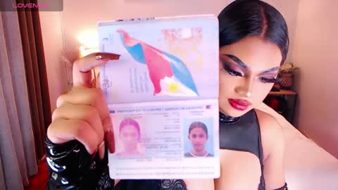 donia_maria online show from 12/13/24, 07:47