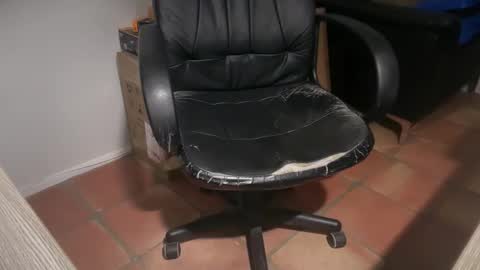 Snapshot of donk566 chatting on 11/10/25, 12:26 donk566 online show from 11/10/25, 12:26