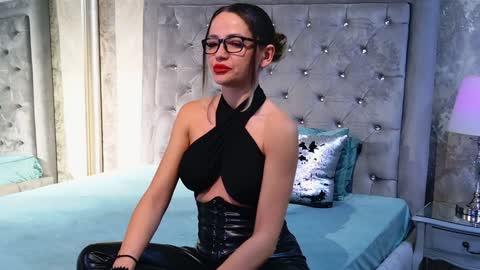 Donna online show from 12/14/24, 06:52