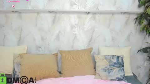 Donna On GMT2 Mon-Fri 3-9 AM online show from 07/28/26, 12:18