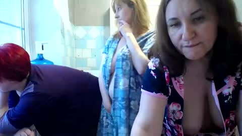 Tatiana 43 curvy sexy body and Joanna redhead 39 years online show from 01/27/25, 10:06