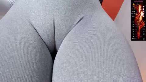 Paula DiazGMT-5 0730 - 1400 online show from 11/02/25, 11:23