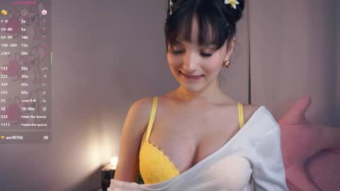 Snapshot of donnettamangham chatting on 05/26/26, 07:21 Victoria online show from 05/26/26, 07:21