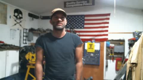 Snapshot of donniestone chatting on 09/21/25, 07:15 donniestone online show from 09/21/25, 07:15