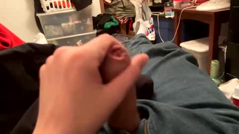 Snapshot of donny8172 chatting on 12/02/25, 11:11 donny8172 online show from 12/02/25, 11:11