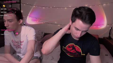 Snapshot of dontknowloool chatting on 01/08/25, 08:06 EliotKenny online show from 01/08/25, 08:06