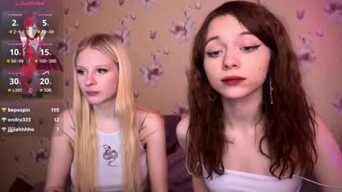 Snapshot of dontoke_ chatting on 02/21/25, 03:43 Nicole online show from 02/21/25, 03:43