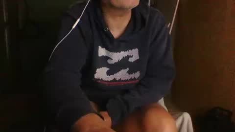 Snapshot of dontwalkonthegrass2 chatting on 12/16/25, 12:21 frenchfirefighter online show from 12/16/25, 12:21