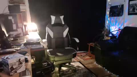 dopeleaf2 online show from 01/04/25, 10:13