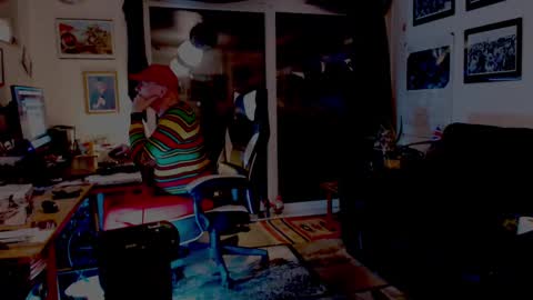 dopeleaf2 online show from 02/16/25, 10:54