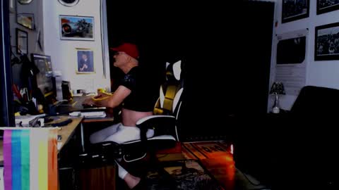 dopeleaf2 online show from 09/10/25, 10:10