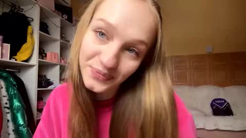 Snapshot of doreathagustave chatting on 03/03/26, 11:16 Anika online show from 03/03/26, 11:16