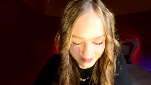 Snapshot of doreathagustave chatting on 04/15/26, 07:54 Anika online show from 04/15/26, 07:54