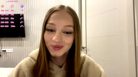 Snapshot of doreathagustave chatting on 05/29/26, 08:07 Anika online show from 05/29/26, 08:07