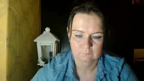 Snapshot of doreenhot chatting on 12/06/24, 07:34 DoreenHot online show from 12/06/24, 07:34