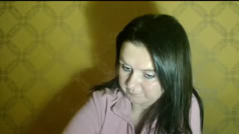 Snapshot of doreenhot chatting on 12/11/24, 04:31 DoreenHot online show from 12/11/24, 04:31
