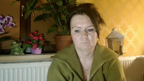 Snapshot of doreenhot chatting on 01/05/25, 07:07 DoreenHot online show from 01/05/25, 07:07