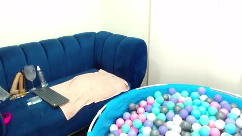 Snapshot of dorettaacreman chatting on 11/03/25, 11:44 Anny online show from 11/03/25, 11:44