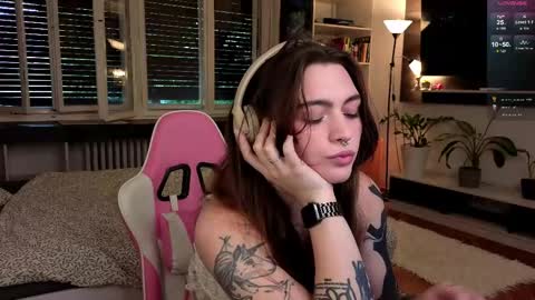 Alice online show from 06/08/26, 04:57