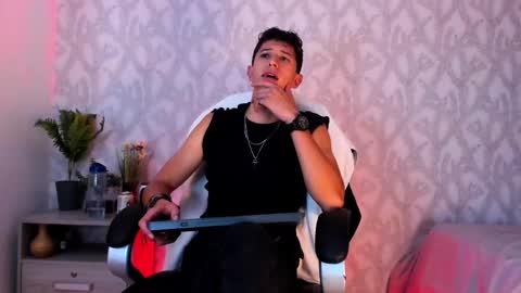 dorian_mystery online show from 12/05/24, 10:23
