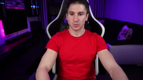 Dorian Reyes online show from 12/08/24, 01:56
