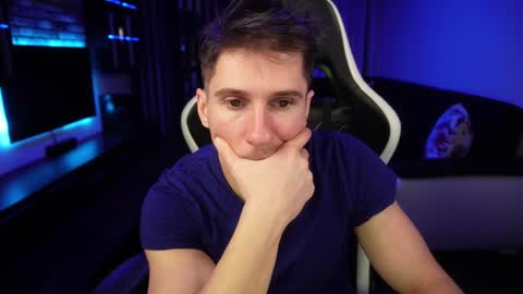 Dorian Reyes online show from 12/21/24, 10:30
