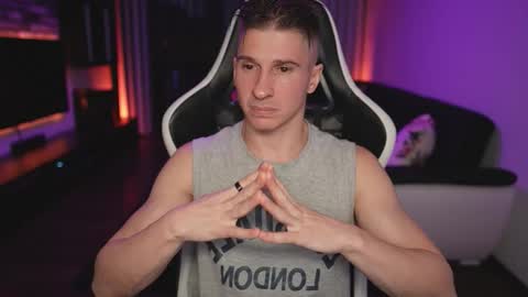 Snapshot of dorianreyes chatting on 11/23/25, 02:00 Dorian Reyes online show from 11/23/25, 02:00