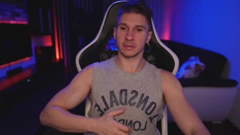 Snapshot of dorianreyes chatting on 11/27/25, 10:23 Dorian Reyes online show from 11/27/25, 10:23