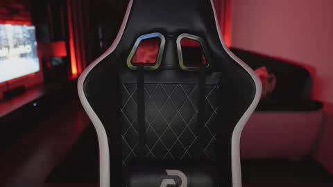 Snapshot of dorianreyes chatting on 12/02/25, 12:27 Dorian Reyes online show from 12/02/25, 12:27