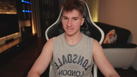 Snapshot of dorianreyes chatting on 12/16/25, 12:04 Dorian Reyes online show from 12/16/25, 12:04