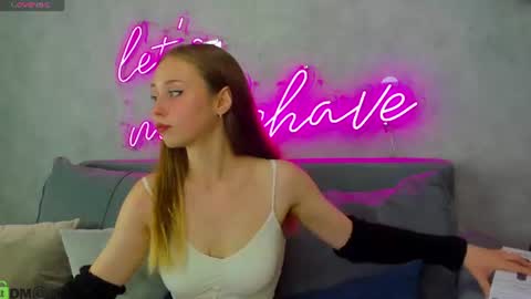 Snapshot of doris_bowman chatting on 06/11/26, 09:18 Vanessa online show from 06/11/26, 09:18