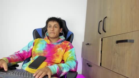 Snapshot of dorman_boy chatting on 11/22/25, 03:05 dorman_boy online show from 11/22/25, 03:05