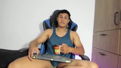 Snapshot of dorman_boy chatting on 02/17/26, 01:57 dorman_boy online show from 02/17/26, 01:57