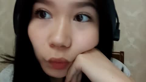 Snapshot of dorothygreene chatting on 10/08/25, 10:13 YuKi online show from 10/08/25, 10:13