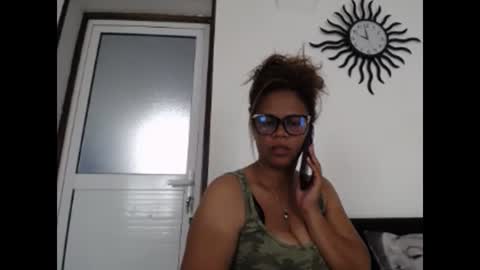 Snapshot of dorothyinsky chatting on 01/11/25, 07:06 DorothyInsky online show from 01/11/25, 07:06