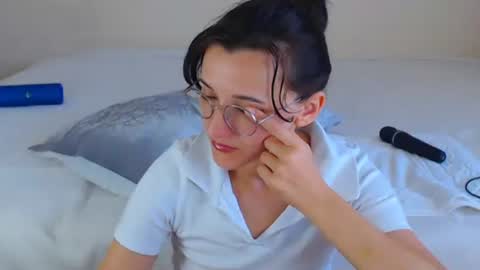 Snapshot of dorotty_ chatting on 09/10/25, 02:55 Your Dorotty online show from 09/10/25, 02:55