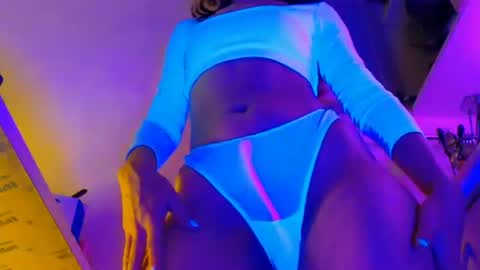 Snapshot of dorotty_ chatting on 10/12/25, 12:42 Your Dorotty online show from 10/12/25, 12:42