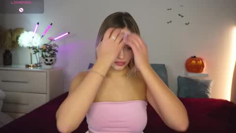 Snapshot of dorretangel chatting on 10/30/25, 10:06 Amy online show from 10/30/25, 10:06