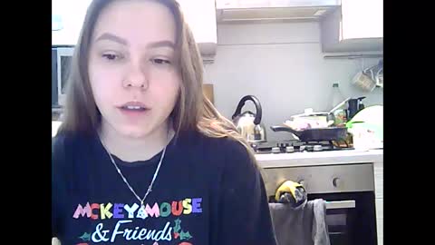 Dorrie Ann online show from 01/04/25, 05:37