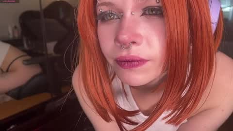 Snapshot of dorthacavan chatting on 04/10/26, 10:20 Milana online show from 04/10/26, 10:20