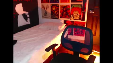 will online show from 06/05/26, 12:06