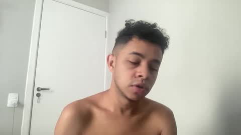 Snapshot of dotadinha chatting on 03/17/26, 12:52 dotadinha online show from 03/17/26, 12:52