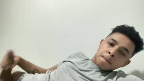 Snapshot of dotadinha chatting on 03/18/26, 05:10 dotadinha online show from 03/18/26, 05:10