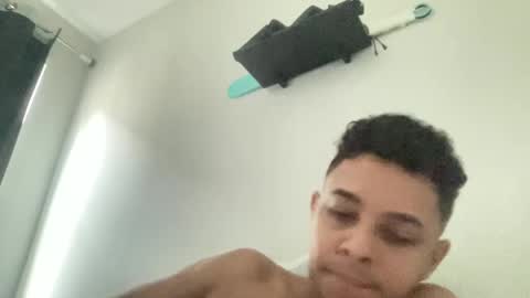 Snapshot of dotadinha chatting on 03/22/26, 05:05 dotadinha online show from 03/22/26, 05:05