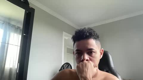 Snapshot of dotadinha chatting on 03/30/26, 03:57 dotadinha online show from 03/30/26, 03:57