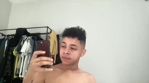 Snapshot of dotadinha chatting on 04/16/26, 01:45 dotadinha online show from 04/16/26, 01:45